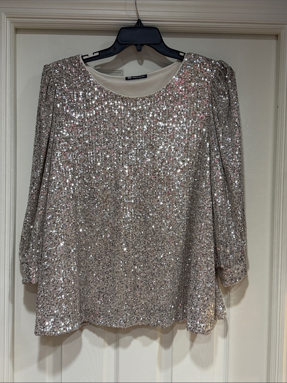 Cable & Gauge Silver Sequin Women's Blouse